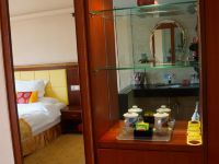 香格里拉都吉呢咪藏文化主题酒店 - 欧式豪华大床房