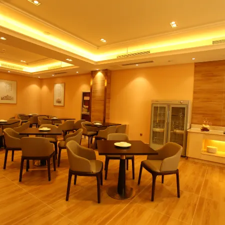 Vienna 3 Best Hotel (Guyuan Liupan Amusement Park)