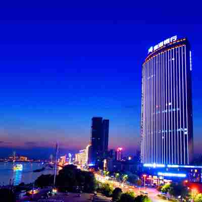 Enjoying Hotel (Yichang Wanda Sanxia Tourist Center Hotel) Hotel Exterior