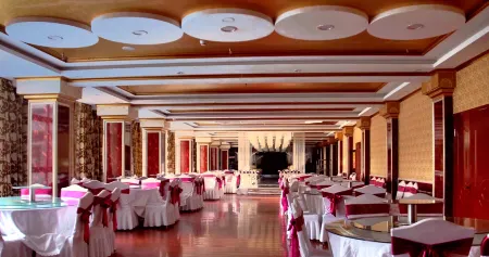 Wuzhou Hotel Отели в г. Юнчан