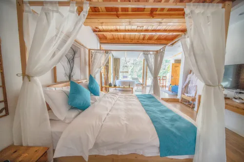 Danba Dianshi · Baoshengju Hostel