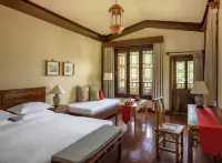 Songtsam Tacheng Lodge Hotels in Weixi