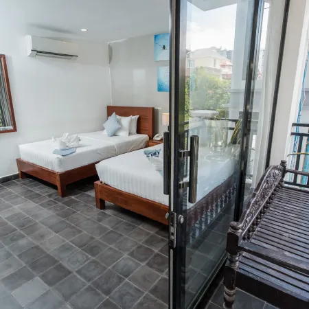 Home Chic Hotel