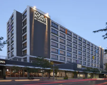 Four Points by Sheraton Windsor Downtown Hoteles en Windsor
