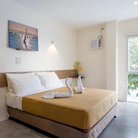 18 Suites Cebu Отели рядом с достопримечательностью «ТОПС»