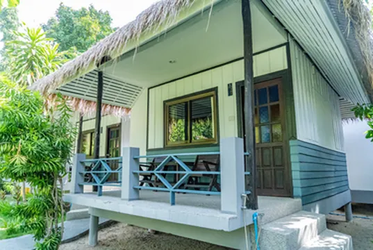 รูปภาพของเอดาริน บีช รีสอร์ท