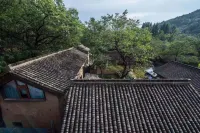Wangwu Mountain Xiaoyoudian Mountain Residence Homestay - Bjergudsigt
