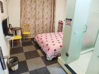 乐居主题公寓(成都西华大学西门店) - 舒适情侣大床房