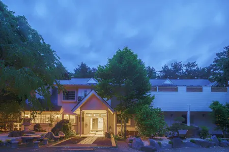 Fujiyama Inn Conifer Отели в г. Фудзиёсида