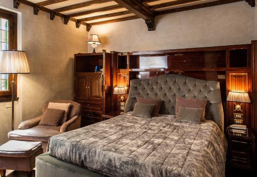 3. 그랜드 호텔 발..