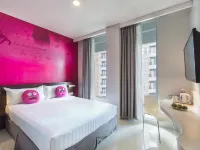 Favehotel Gatot Subroto Jakarta Hotels near SCBD WEEKLAND