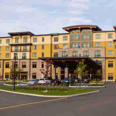 Hotel Valcartier Hotel Exterior