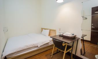 Douzi Home Hotel