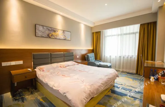 嘉裕花園酒店（潛江章華南路店）