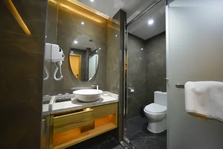 Zhongshan Guest House Отели рядом с достопримечательностью «Ten-Mile Gallery»