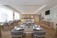 Vienna 3 Best Hotel (Rizhao Lighthouse Scenic Area)