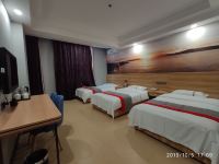 骏怡连锁酒店(岐山蔡家坡火车站店) - 标准三人间
