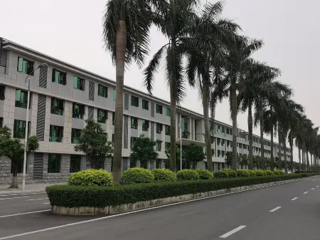 Guangshang Hotel Отели рядом с достопримечательностью «Xujiang Ancestral House»