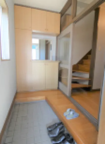 The House Chitose Station I