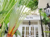 The Colony Hotel Bali Hotels near Laksmana