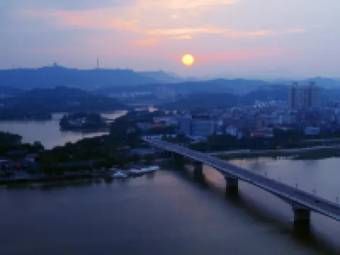 Renaissance Huizhou Hotel Hotels in Huizhou