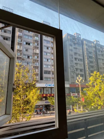 Floor 8 Express Hotel