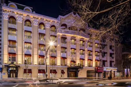 Seine House Harbin Отели рядом с достопримечательностью «Heilongjiang Institute of Tourism Taiyangdao Campus»