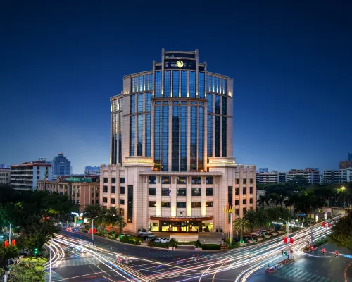 La Palazzo Hotel Hotels in Maoming