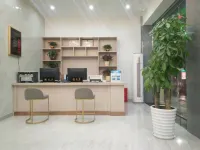 Linwu Jiahua Hotel