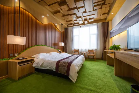 Quyang Yangping Hotel Отели рядом с достопримечательностью «Jiashan Youlegu Ski Field»