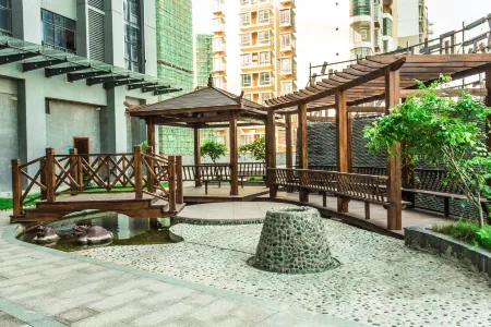 Borrman Hotel (Fangchenggang Longguang Sunny Coast) Отели рядом с достопримечательностью «Port of Fangcheng (Gangqu 16th Road)»