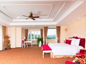 Ladalat Hotel