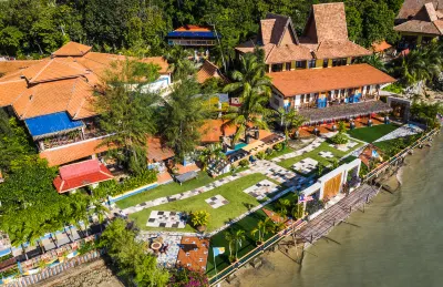 Lost Paradise Resort Hôtels à proximité de : Danai Spa at Tanjung Bungah Penang