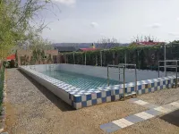 Shuiyue Manor - Rooftop Pools