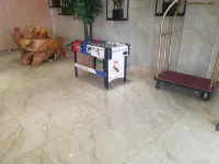 Baiqing Elegant Business Hotel (Anshan Station Yongle Park Branch)