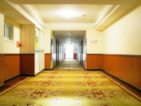 Zhen'an Wanyuan Hotel Hotels in Zhen'an