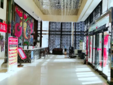 Diamond Fashion Hotel(Hebi changfeng road)