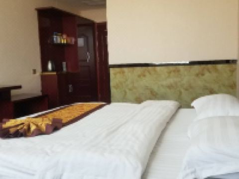 临夏利雅得宾馆 - 豪华大床房