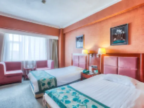 Jilin International Hotel (West Exit of Jilin Railway Station) Hotels in Jilin City