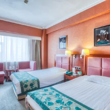 Jilin International Hotel (West Exit of Jilin Railway Station)