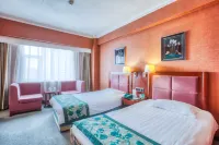 Jilin International Hotel (West Exit of Jilin Railway Station)