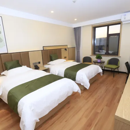 GreenTree Inn Express Hotel (Huludao Passenger Transport Terminal)