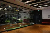 โรงแรมบีทีจี ว่านซิน กู้หยวน - ที่มีฟิตเนส
