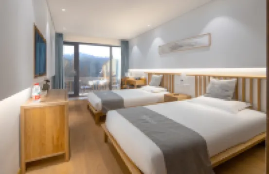 Zengguanghe Shanju B&B