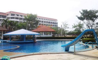 Cha-am Royal Beach Hotel