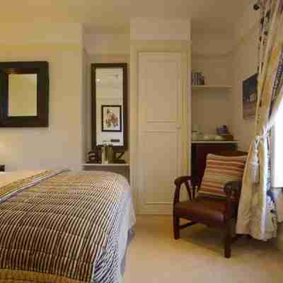 The Royal Oak Inn Rooms