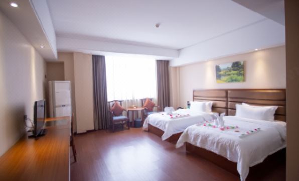 Longhai Liangyou Hot Spring Hotel