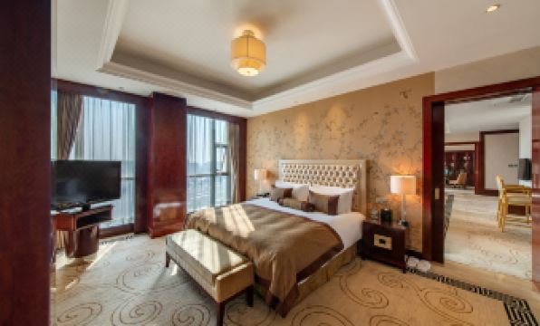 Binjiang International Hotel