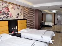 宁陵南国国际酒店 - 家庭房