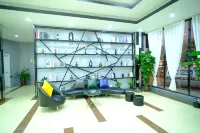 Ding'an V8 Fashion Hotel
